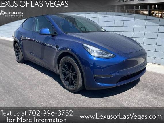 TESLA MODEL Y 2021 5YJYGAEE0MF216740 image